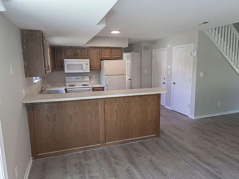 3603 Hermitage Rd — Photo 10