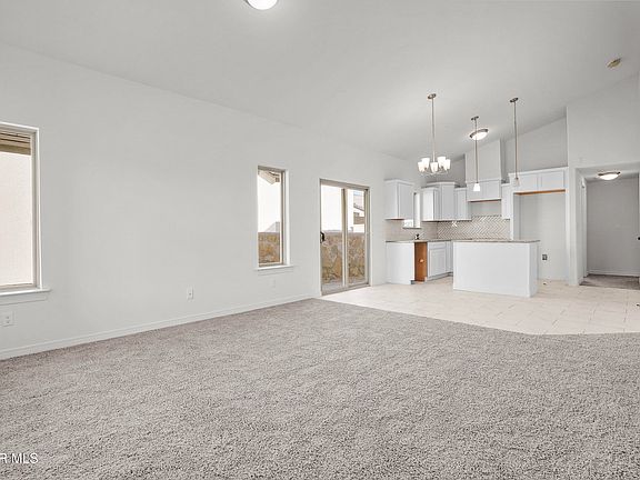 4th image of 13825 Paseo Central Ave