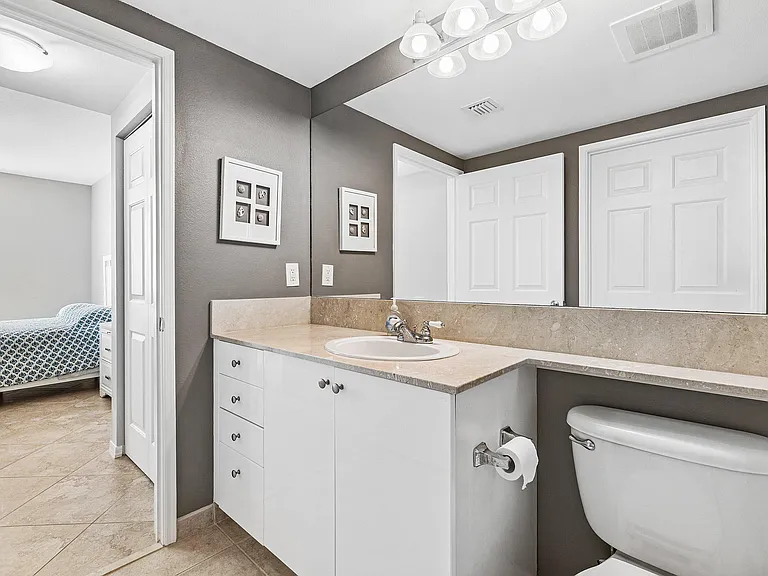 700 E Boynton Beach Blvd #803 — Photo 22