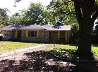 210 Bird Ave, Carthage, TX 75633