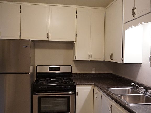 4th image of 1715 N Utah Ave