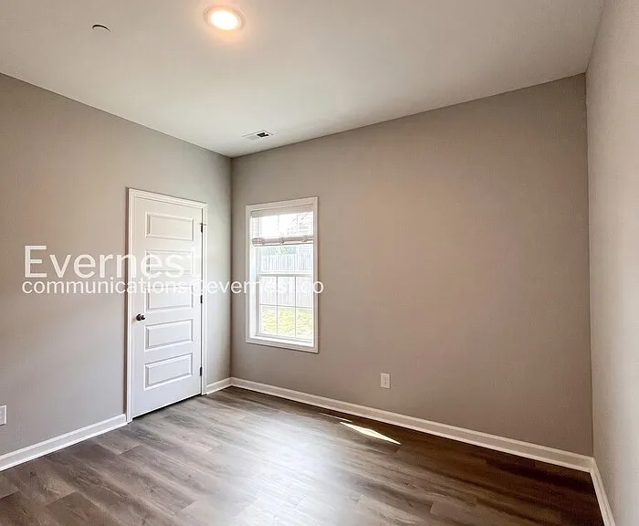 1309 Ventura Ln — Photo 14
