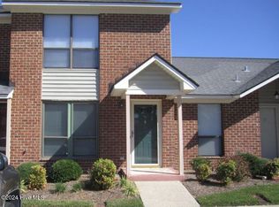 24 Upton Ct, Greenville, NC 27858