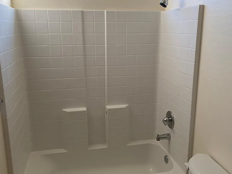 354 W Hollamon St #D — Photo 13