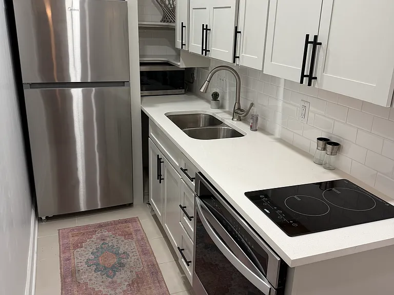 2020 S Congress Ave #1111 — Photo 4