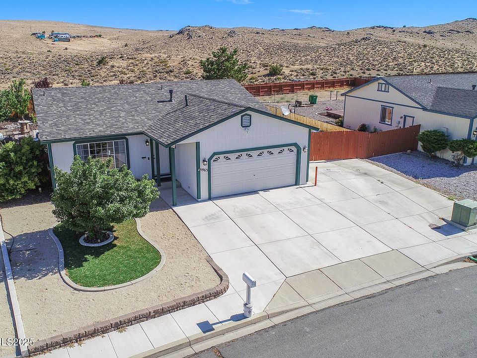2nd image of 5963 Gardenia Ct