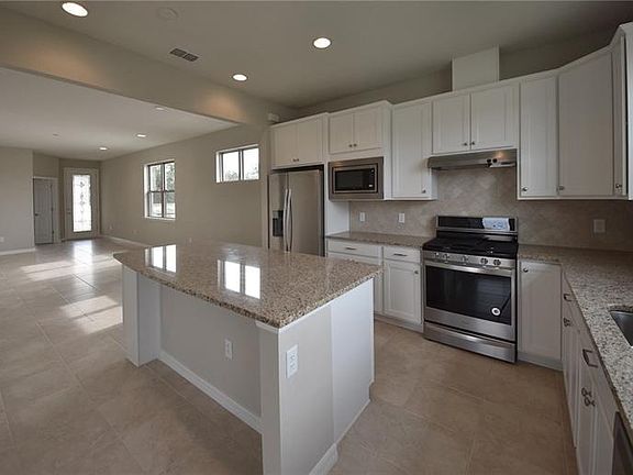 3rd image of 271 Tomelloso Way