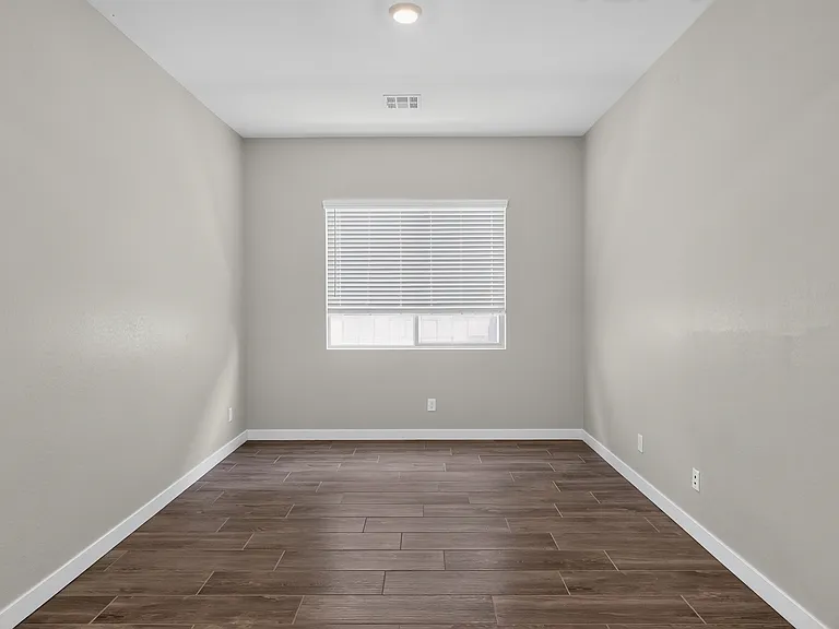 20846 S 226th Ct — Photo 6