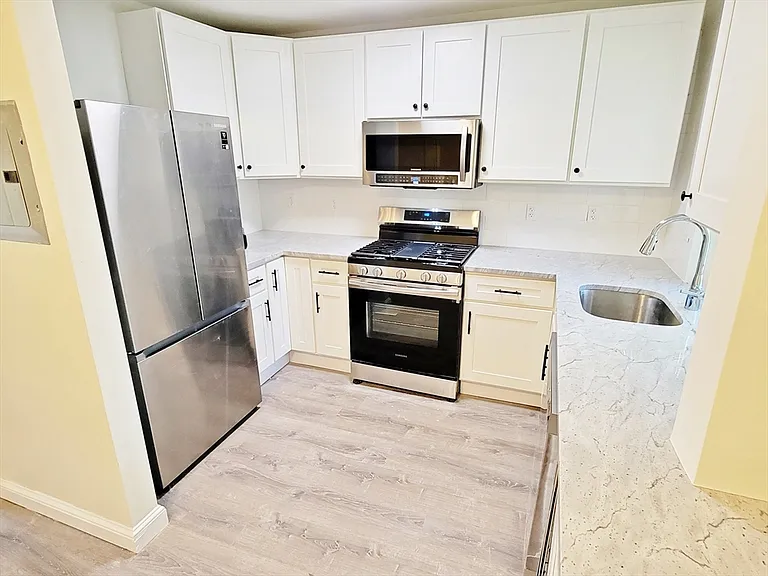 28 Saint Paul St #5 — Photo 3