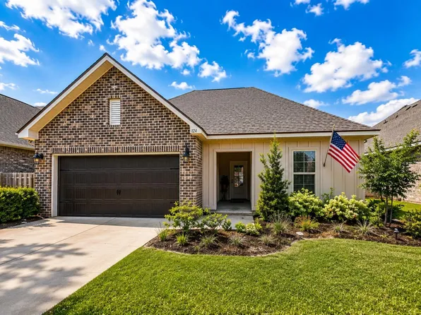 124 Apollo Ave E, Freeport, FL 32439