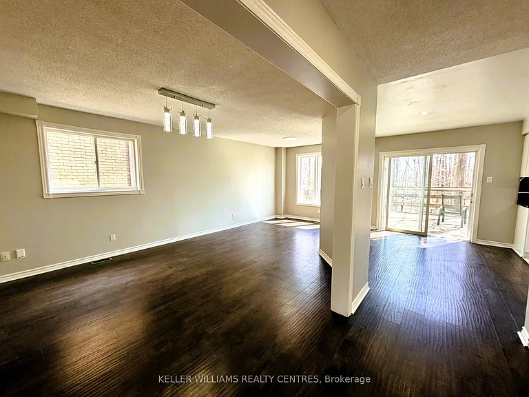 53 Stollar Blvd #UPPER — Photo 9