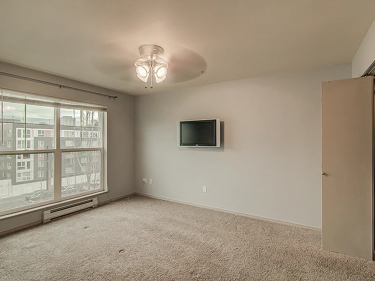 323 Queen Anne Ave N #712 — Photo 28
