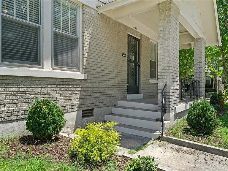 949 S Cox St #2-951 — Photo 10