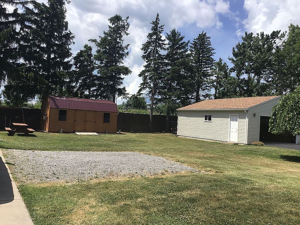 2nd image of 6340 Badger Dr