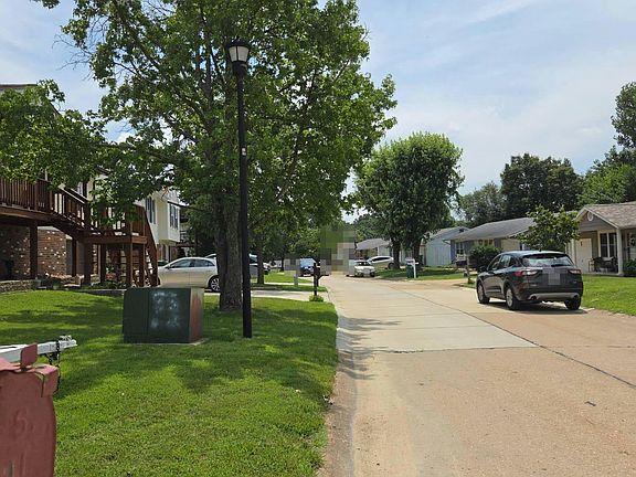 4th image of 2556 Wellesley Dr