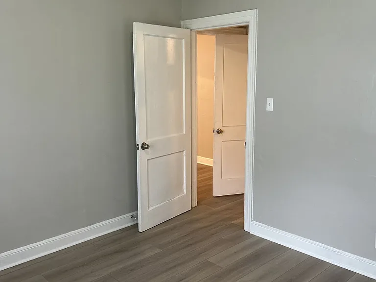 2406 Forest Ave #2406 — Photo 8