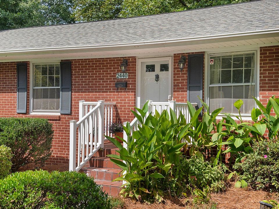 2440 Ardmore Mnr, Winston Salem, NC 27103 Zillow