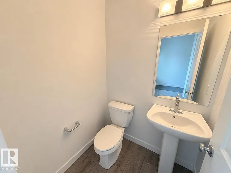 2957 Coughlan Grn SW — Photo 21