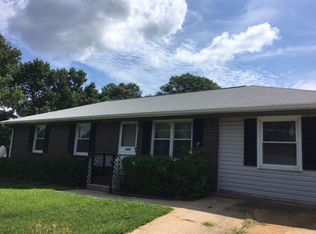 6356 Fairlane Dr, Morrow, GA 30260