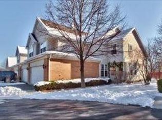 615 Glenwood Ln #615, Lombard, IL 60148