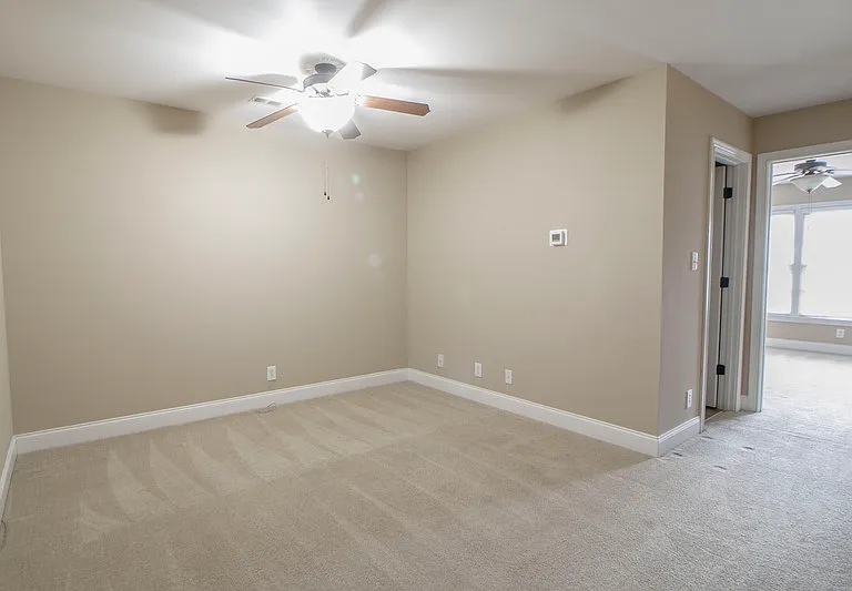 605 Anderson Dr — Photo 7
