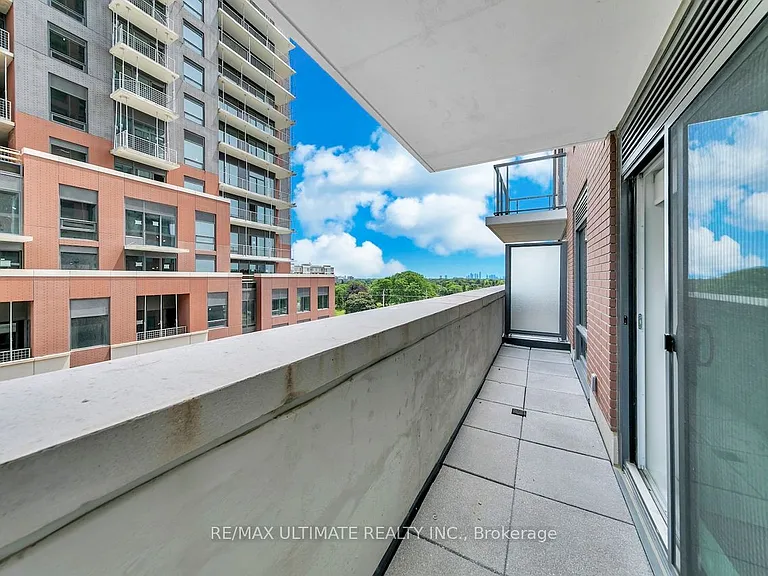 4010 Eglinton Ave W #519 — Photo 22