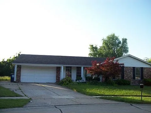 3800 Combraille Ct photo 1