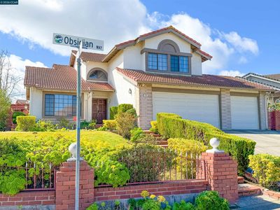 103 Obsidian Way, Hercules, CA, 94547
