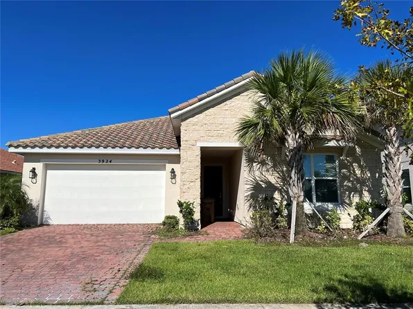 3924 Carrick Bend Dr, Kissimmee, FL 34746
