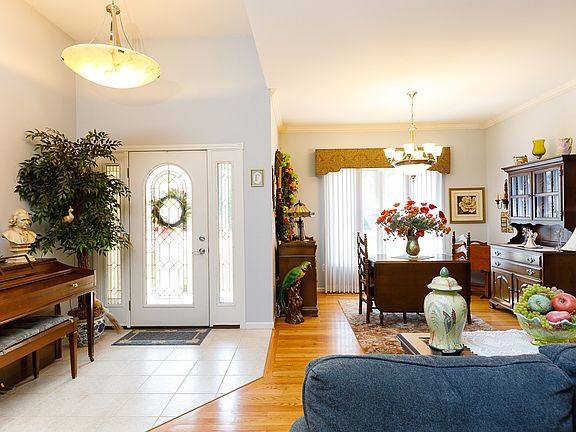 5th image of 3846 Conifer Ct