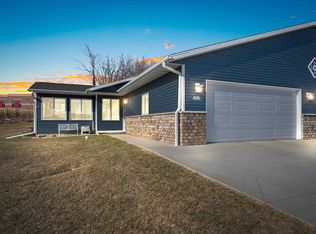 1627 Timber Trl, Shawano, WI 54166