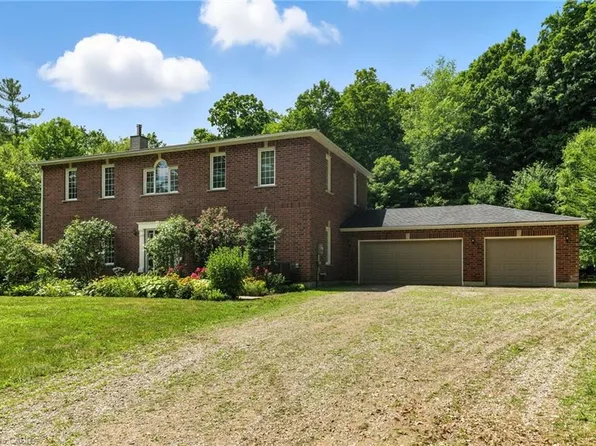 718 Field Rd, Hamilton, ON L0R 1T0