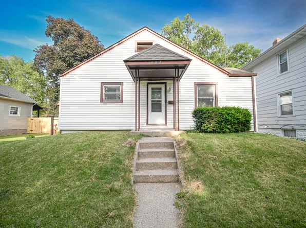682 S Osborn Ave, Kankakee, IL 60901