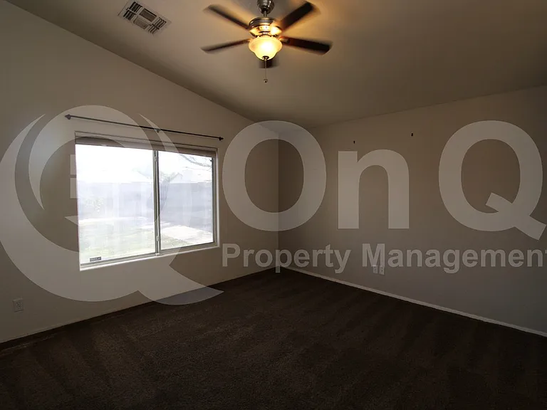 827 W Ivanhoe St — Photo 7