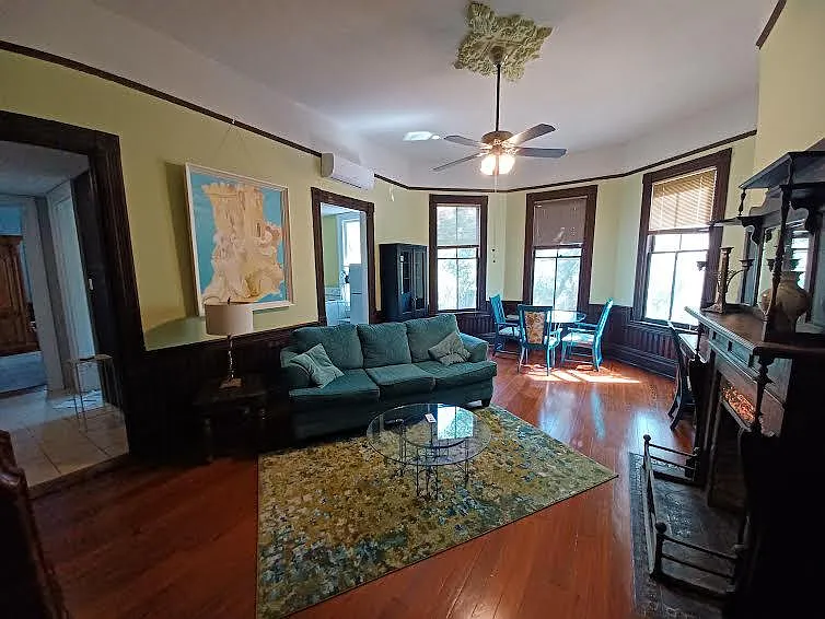 424 N Barcelona St #1 — Photo 5