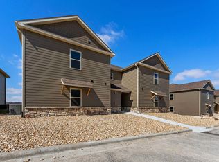 53 Bunker Dr #1, Reeds Spring, MO 65737