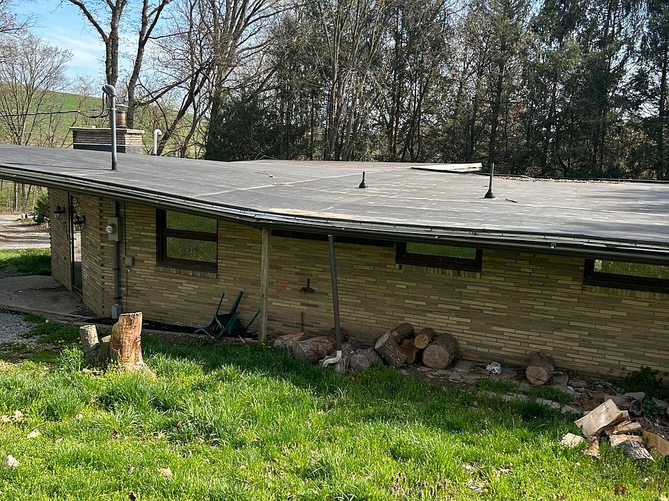 1st image of 208 Bella Ln