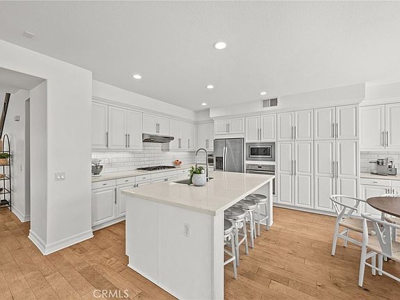4th image of 40166 Medford Rd