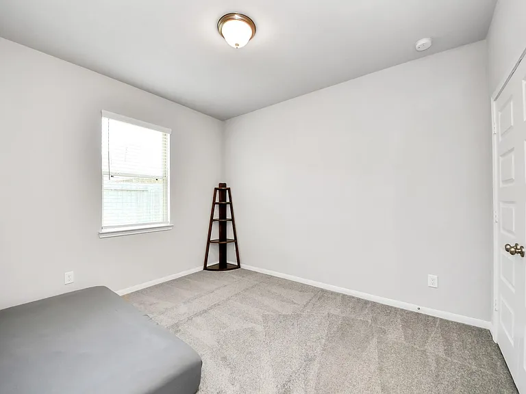 2819 Painted Sunrise Trl — Photo 33