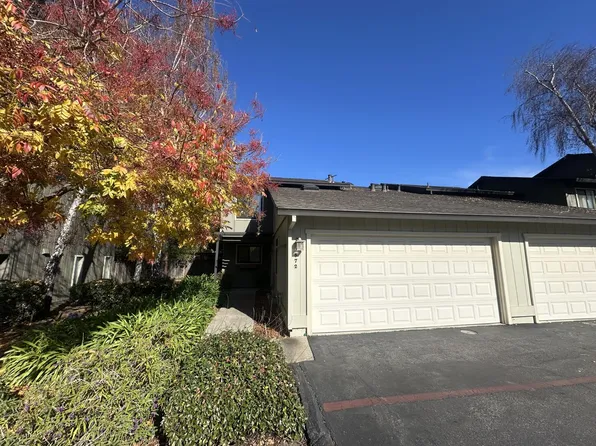 572 Spinnaker Ct, Santa Cruz, CA 95062
