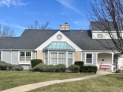 1965 Robincrest Ln, Glenview, IL, 60025