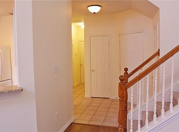 3rd image of 7104 Wolfemont Ln