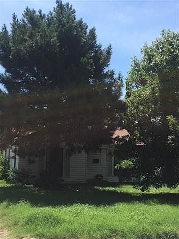 1st image of 202 NE 31st St