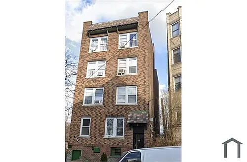 54 Saratoga Ave Photo 1