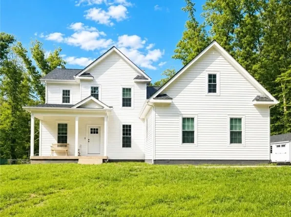 4528 E Old Mountain Rd, Louisa, VA 23093