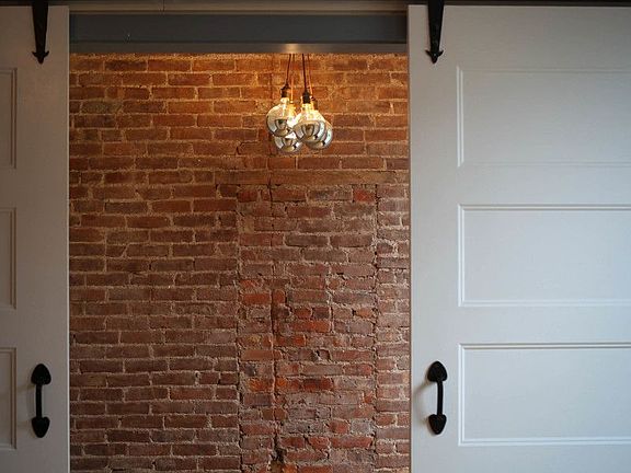 3rd image of 607A Vanderbilt Ave APT 3