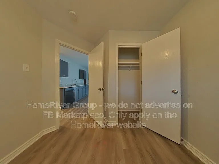 9871 Menard Cir — Photo 13