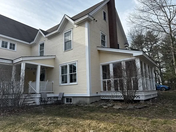 (undisclosed Address), Brunswick, ME 04011