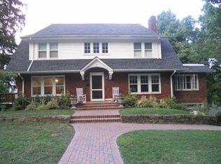 152 Cambridge Rd, Asheville, NC 28804