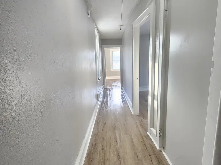 130 Brown St #2 — Photo 9